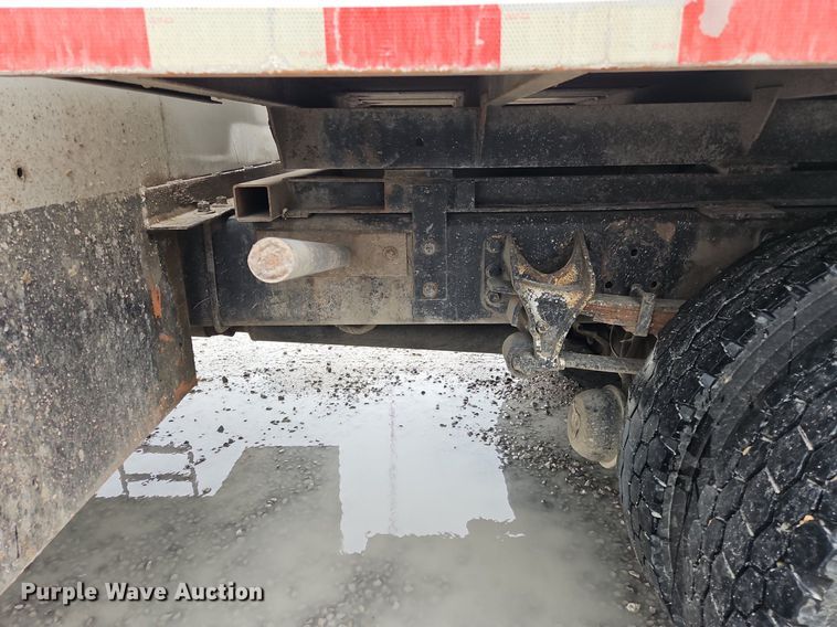 image for item OK9817 2005 International  4300 forestry bucket truck