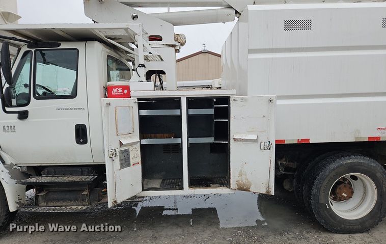image for item OK9817 2005 International  4300 forestry bucket truck