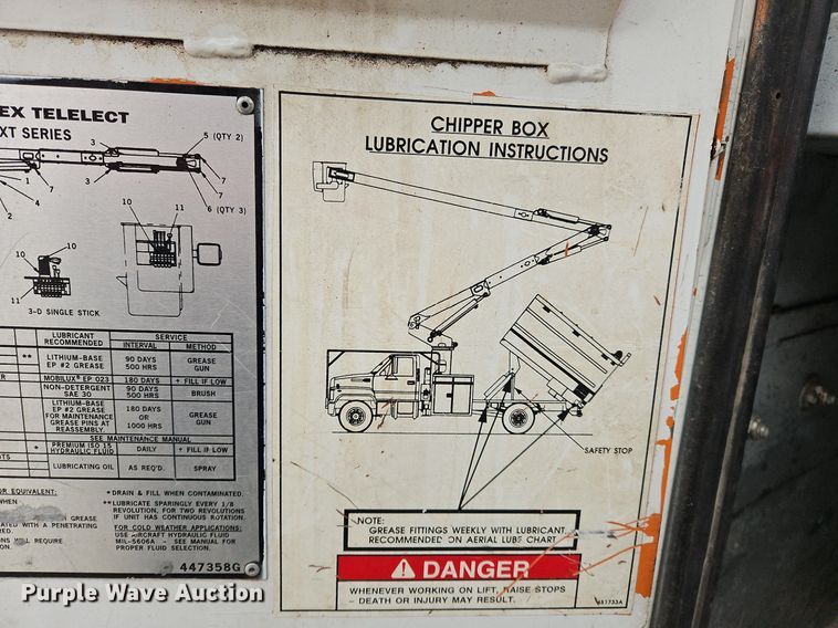 image for item OK9817 2005 International  4300 forestry bucket truck