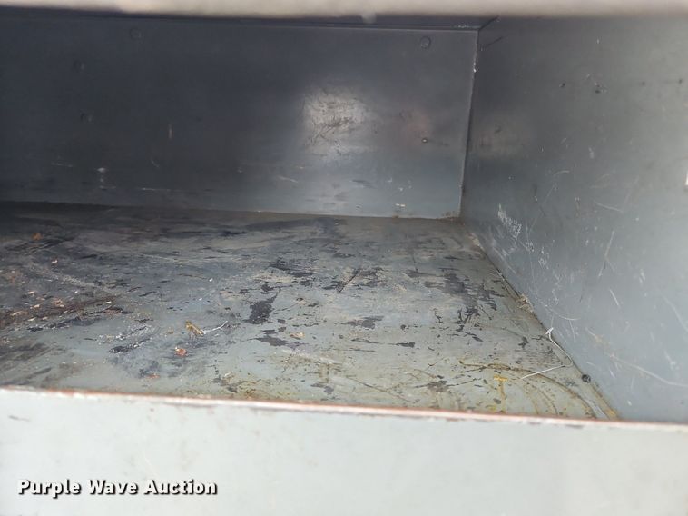 image for item OK9817 2005 International  4300 forestry bucket truck