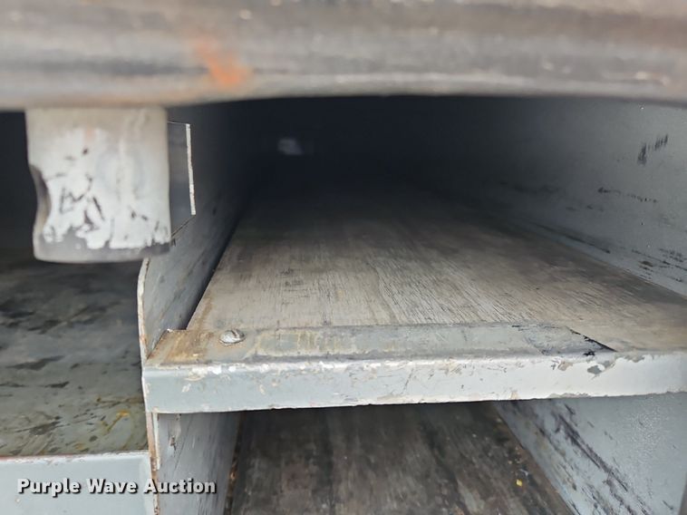 image for item OK9817 2005 International  4300 forestry bucket truck