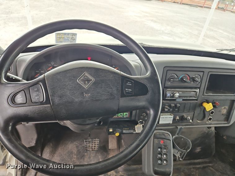 image for item OK9817 2005 International  4300 forestry bucket truck