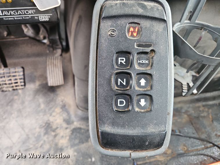 image for item OK9817 2005 International  4300 forestry bucket truck