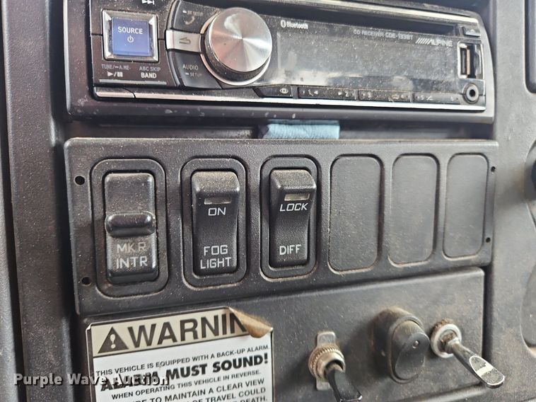 image for item OK9817 2005 International  4300 forestry bucket truck