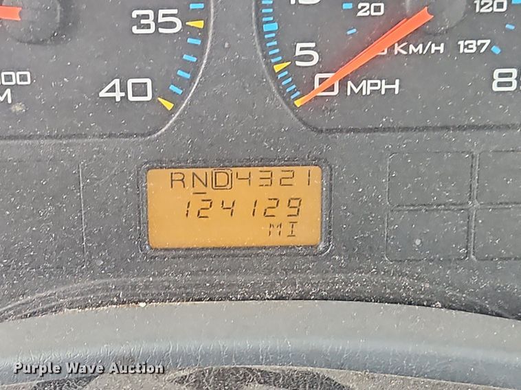 image for item OK9817 2005 International  4300 forestry bucket truck