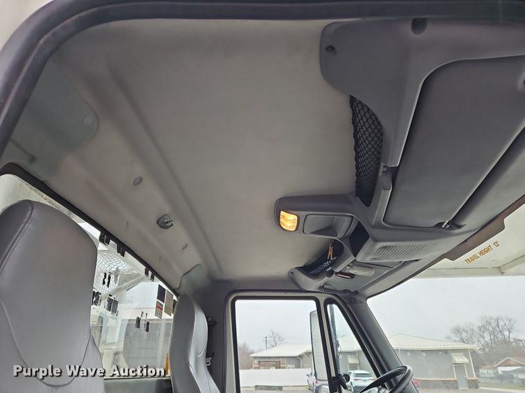 image for item OK9817 2005 International  4300 forestry bucket truck