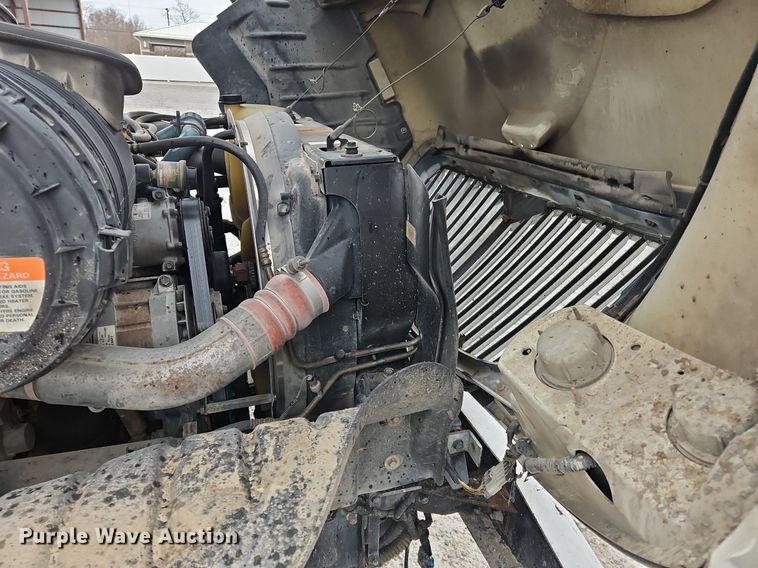 image for item OK9817 2005 International  4300 forestry bucket truck