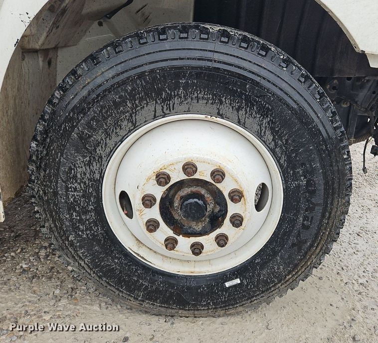 image for item OK9817 2005 International  4300 forestry bucket truck