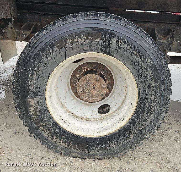 image for item OK9817 2005 International  4300 forestry bucket truck