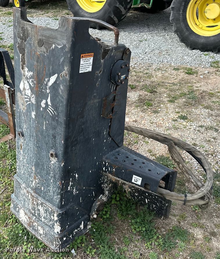 Bobcat skid steer drop hammer in Grove, OK Item OM9266 for sale