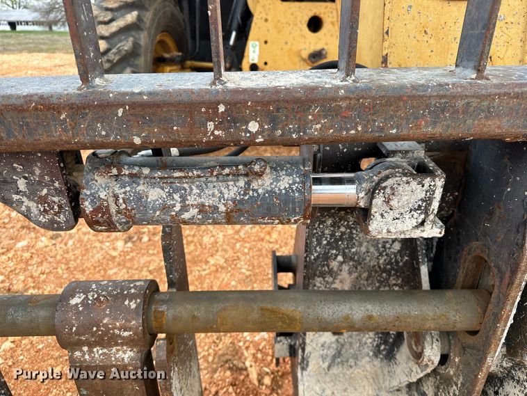 image for item OM9270 2004 Caterpillar  TH360B telehandler