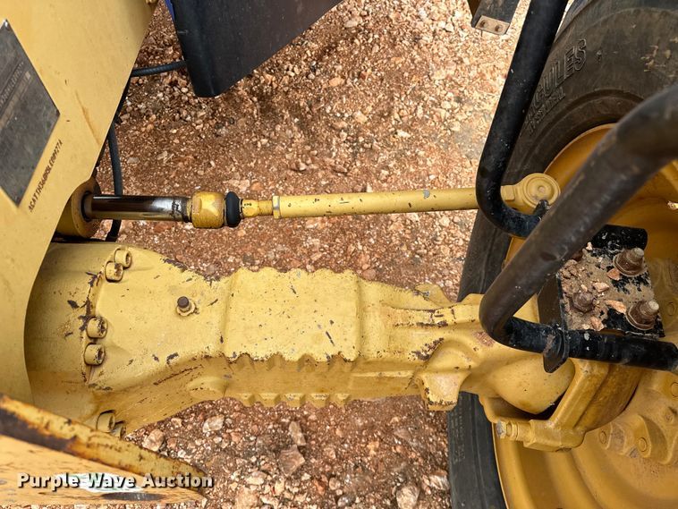 image for item OM9270 2004 Caterpillar  TH360B telehandler