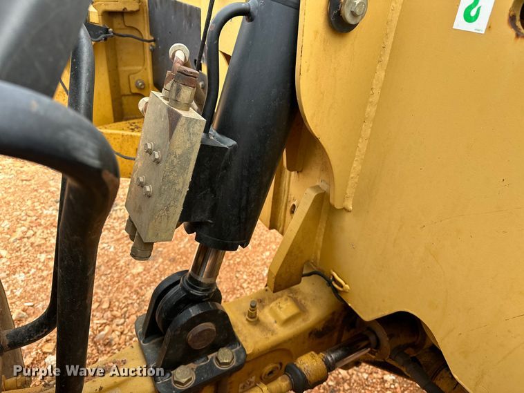 image for item OM9270 2004 Caterpillar  TH360B telehandler