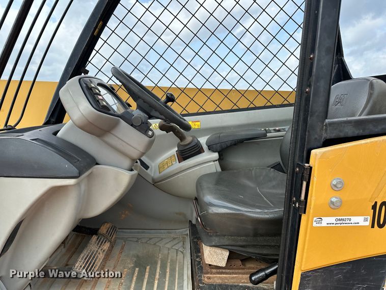 image for item OM9270 2004 Caterpillar  TH360B telehandler