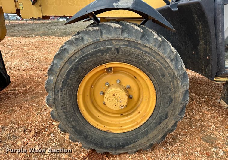 image for item OM9270 2004 Caterpillar  TH360B telehandler