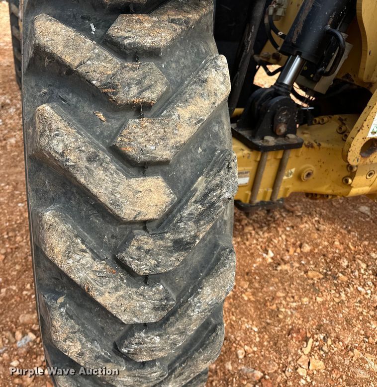 image for item OM9270 2004 Caterpillar  TH360B telehandler