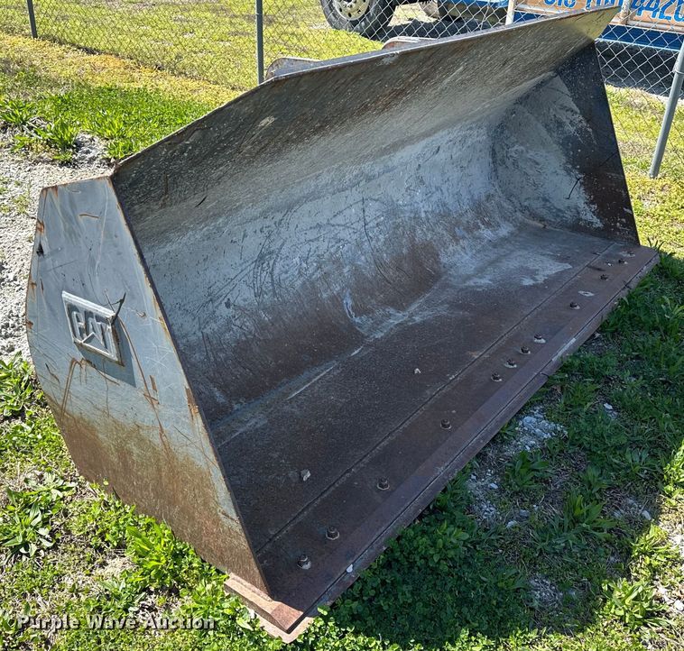 image for item OM9295 Caterpillar  WW10100013 bucket