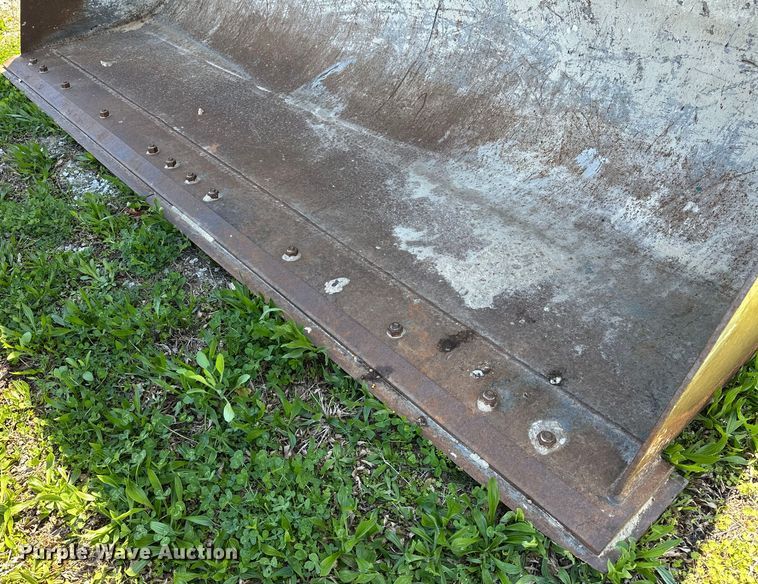 image for item OM9295 Caterpillar  WW10100013 bucket