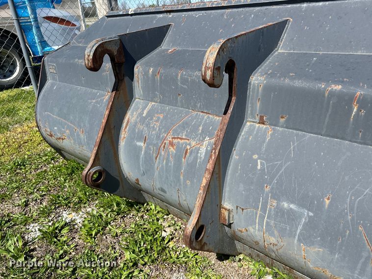 image for item OM9295 Caterpillar  WW10100013 bucket