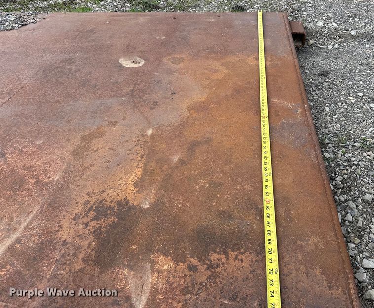 image for item OM9948 Trench box