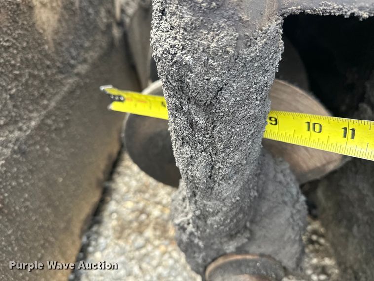 image for item OM9949 2014 Bomag CR362 paver