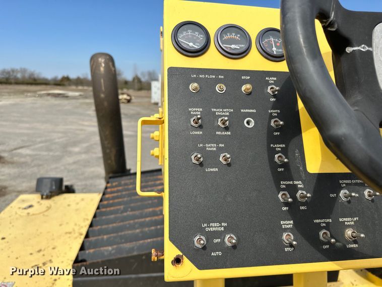 image for item OM9949 2014 Bomag CR362 paver