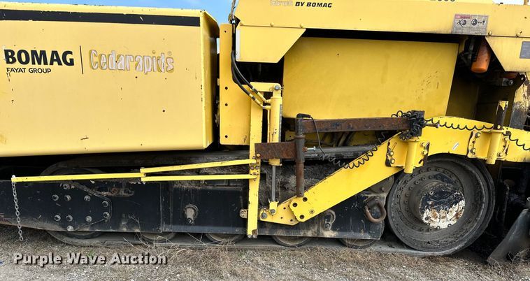 image for item OM9949 2014 Bomag CR362 paver