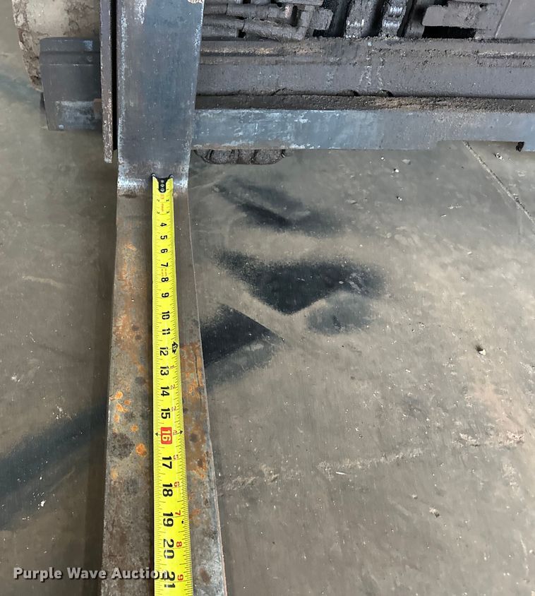 image for item OM9954 Clark GCS20MB forklift