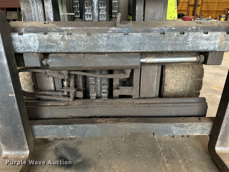 image for item OM9954 Clark GCS20MB forklift