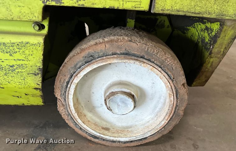 image for item OM9954 Clark GCS20MB forklift