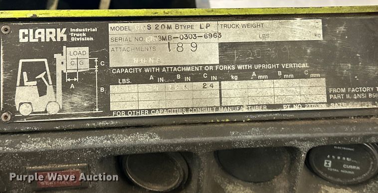 image for item OM9954 Clark GCS20MB forklift