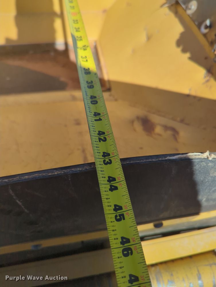 image for item OM9958 RoadWidener  FH-R skid steer road widener