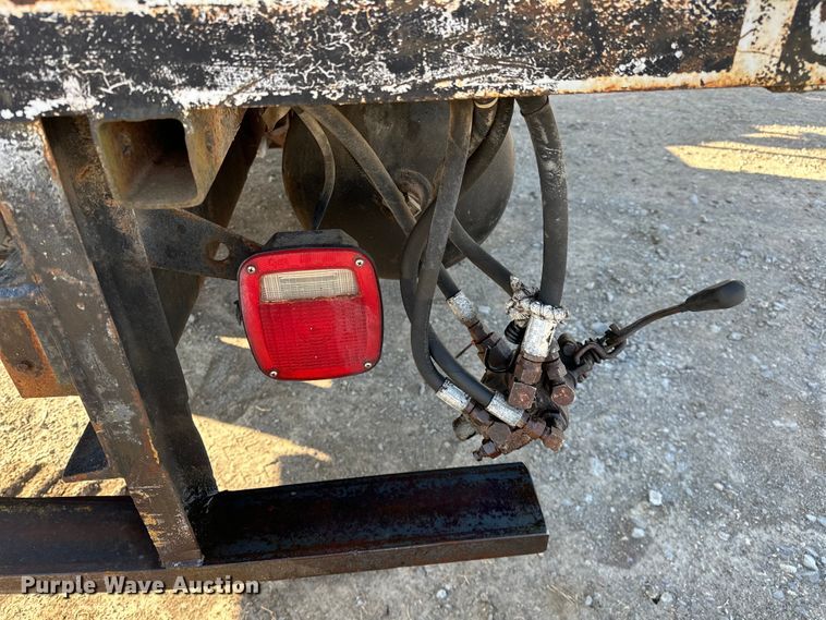 image for item OM9959 1997 Ford F450 Super Duty bucket truck