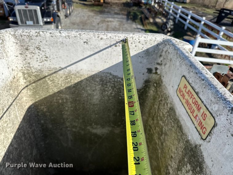 image for item OM9959 1997 Ford F450 Super Duty bucket truck