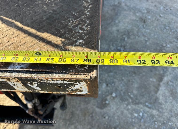 image for item OM9959 1997 Ford F450 Super Duty bucket truck