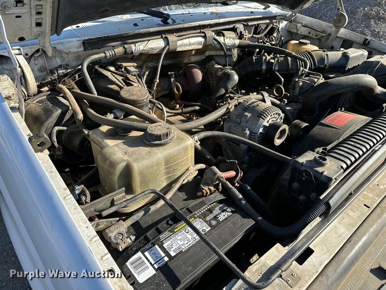 image for item OM9959 1997 Ford F450 Super Duty bucket truck