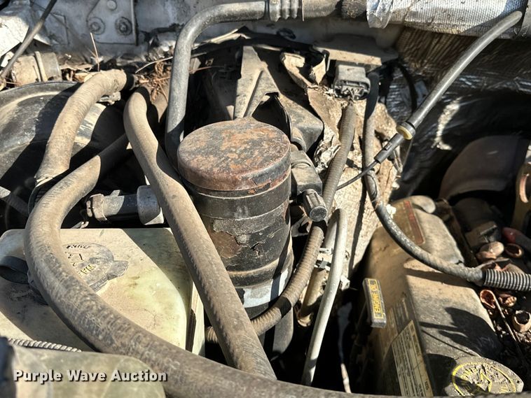 image for item OM9959 1997 Ford F450 Super Duty bucket truck