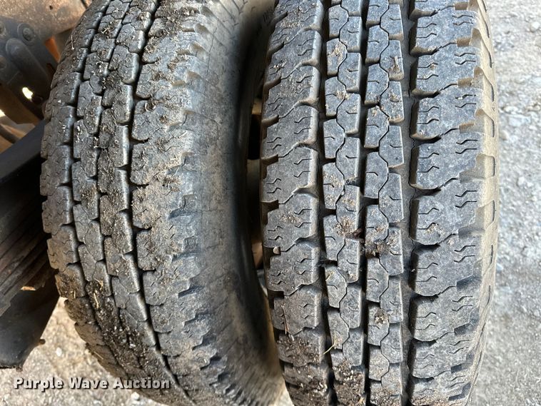 image for item OM9959 1997 Ford F450 Super Duty bucket truck