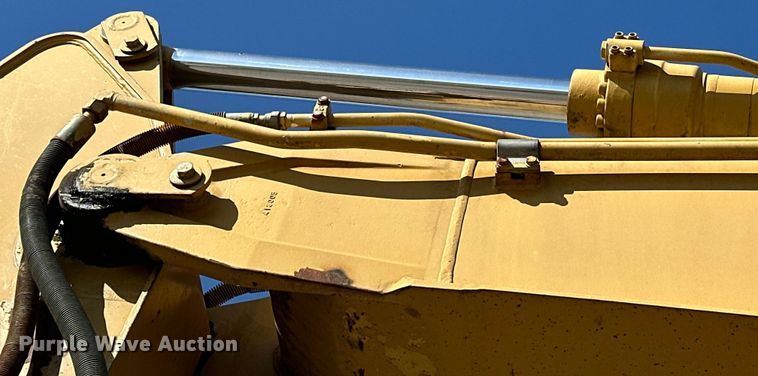 image for item OM9961 1994 Caterpillar  320L excavator