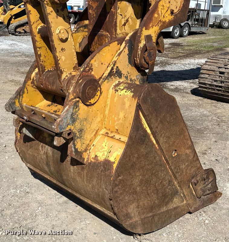 image for item OM9961 1994 Caterpillar  320L excavator