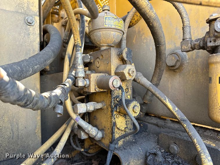 image for item OM9961 1994 Caterpillar  320L excavator