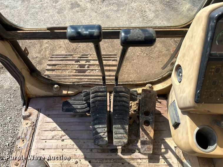 image for item OM9961 1994 Caterpillar  320L excavator