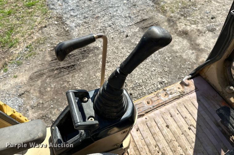 image for item OM9961 1994 Caterpillar  320L excavator