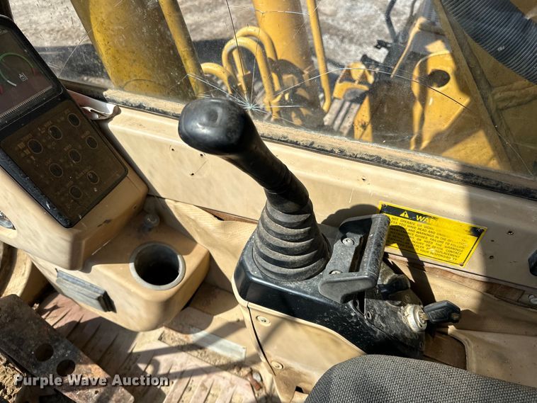 image for item OM9961 1994 Caterpillar  320L excavator