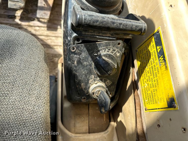 image for item OM9961 1994 Caterpillar  320L excavator