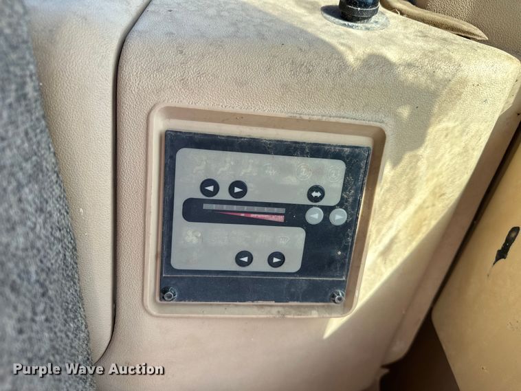 image for item OM9961 1994 Caterpillar  320L excavator