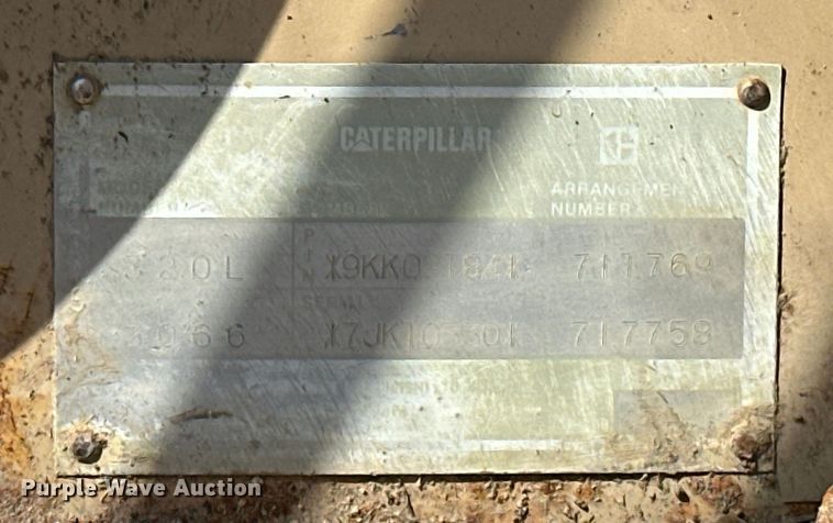 image for item OM9961 1994 Caterpillar  320L excavator