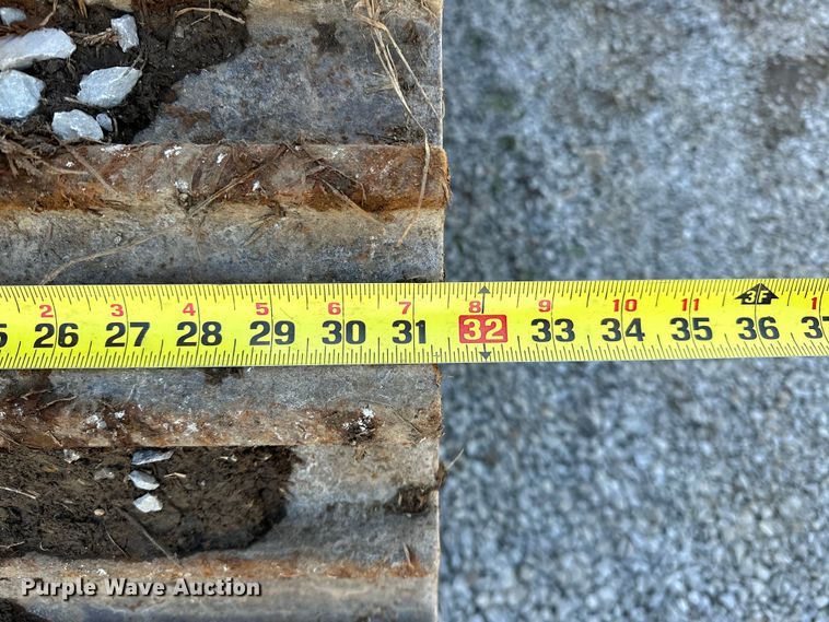 image for item OM9961 1994 Caterpillar  320L excavator