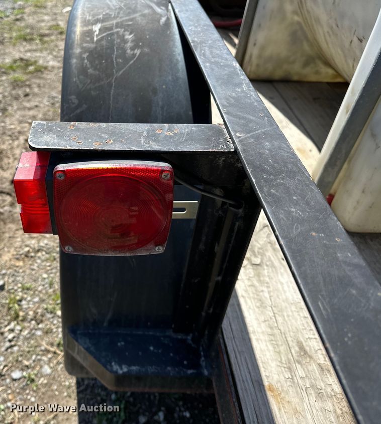 image for item OM9963 2015 Maxey  utility trailer
