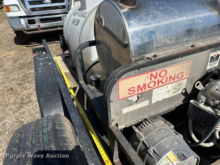 image for item OM9963 2015 Maxey  utility trailer